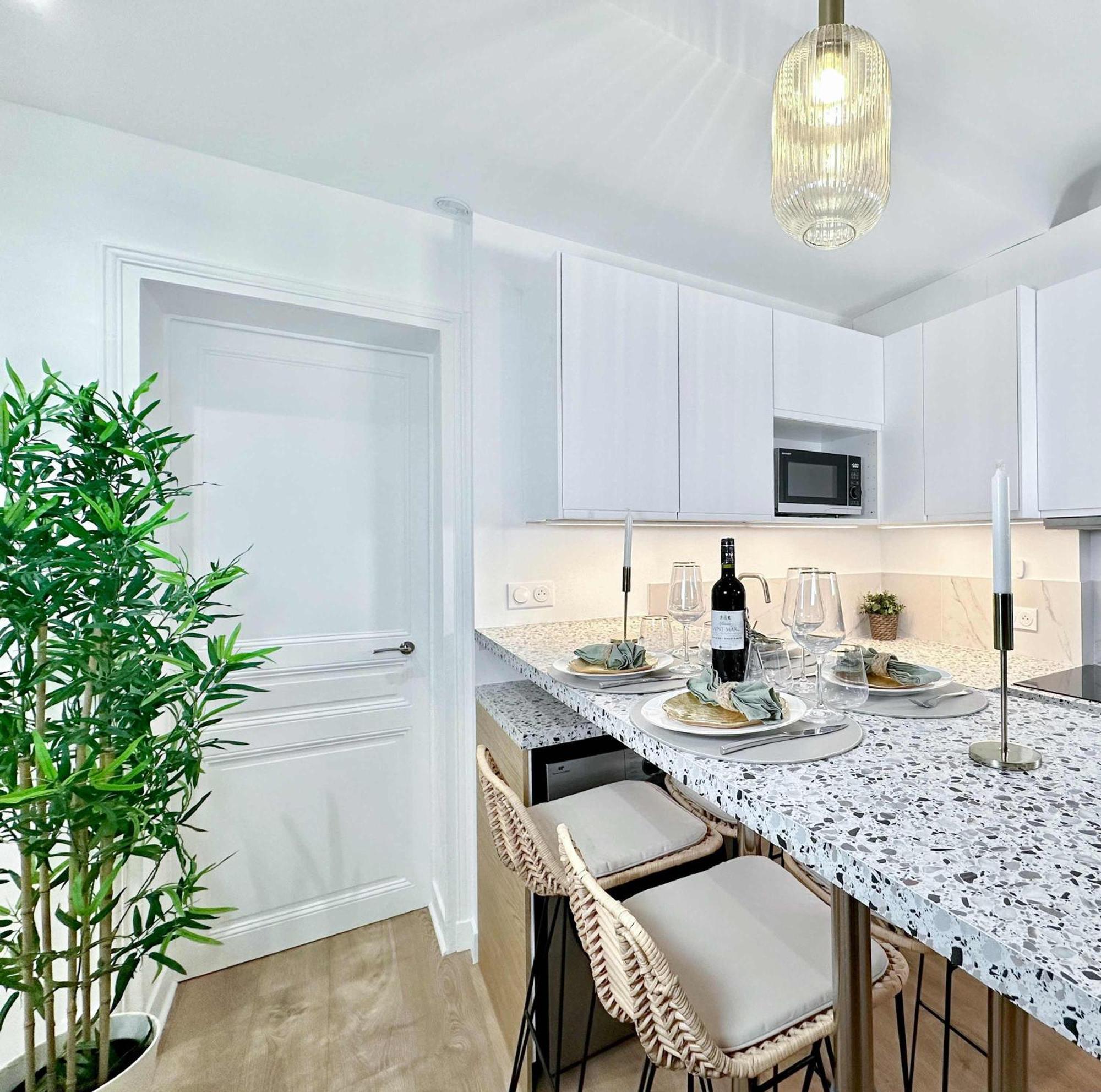 Brand New Flat Near Eiffel Tower Apartment *